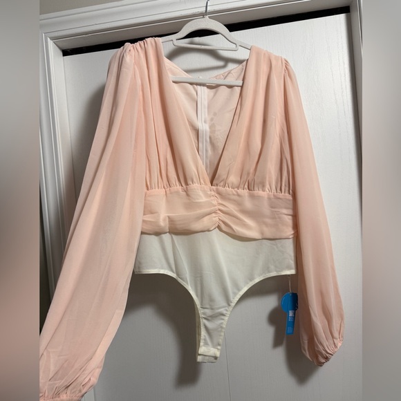 Cupshe Long Sleeve Bodysuit XL Light Peachy Pink NWT - Picture 3 of 14
